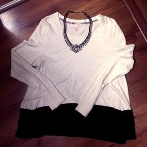 VS Flowy, A-Line Sweater